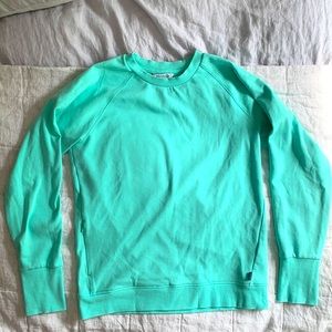 Athleta Triumph Crewneck Sweatshirt MT